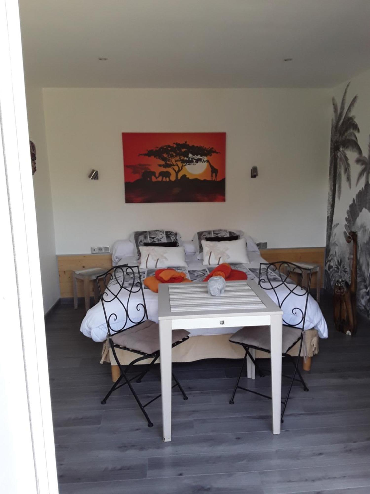 Chambres D'Hotes De L'Orval Thiergeville Εξωτερικό φωτογραφία